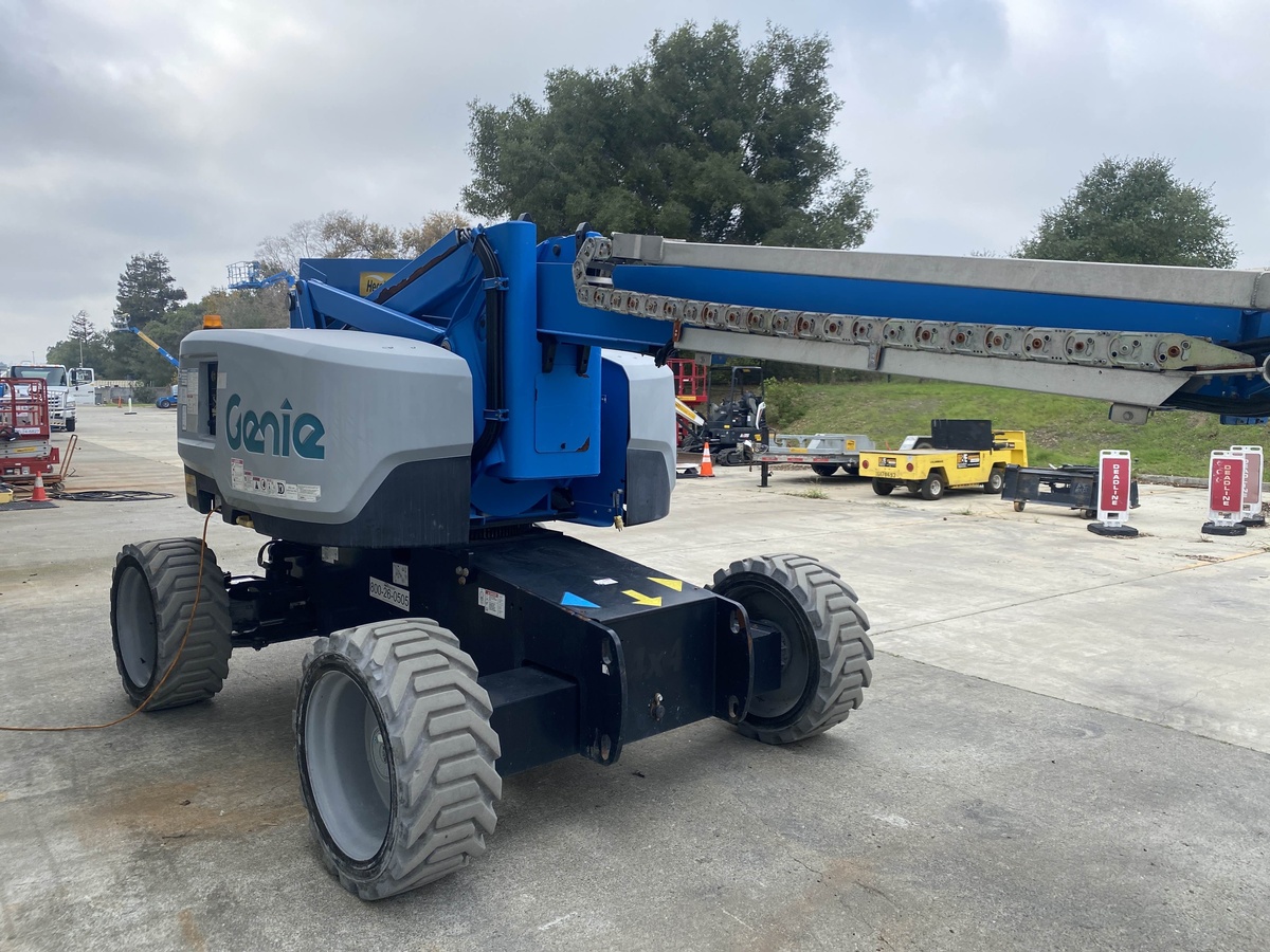 2019 Genie Z-60/37 FE-3