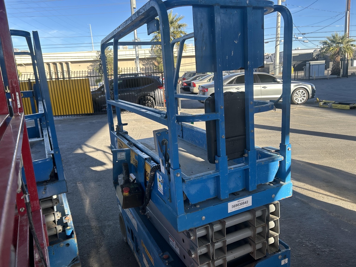 2018 Genie GS-1930-4