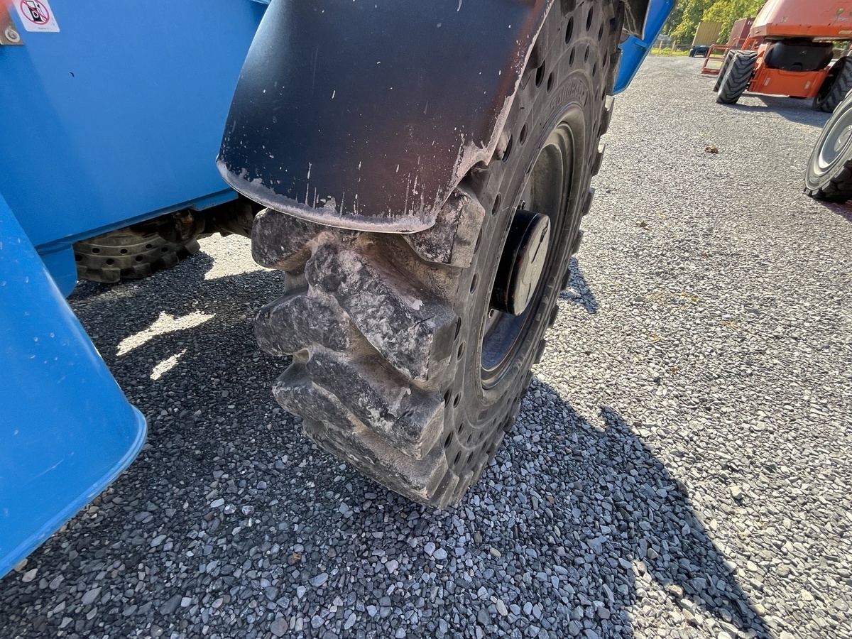 2018 Genie GTH-1056-7