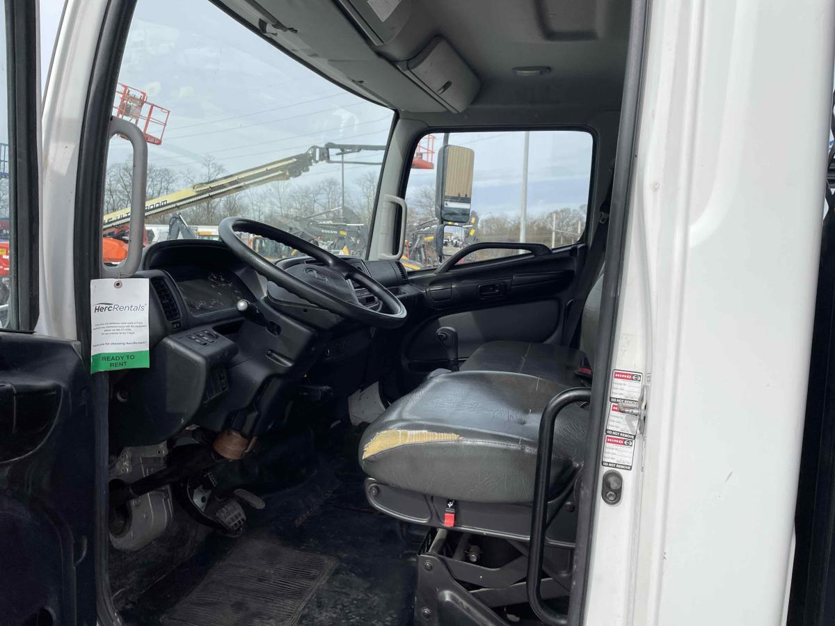 2018 Hino 268-3
