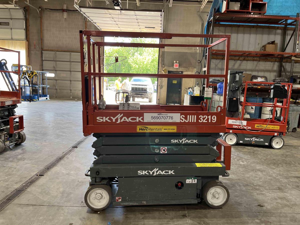 2016 Skyjack SJ3219