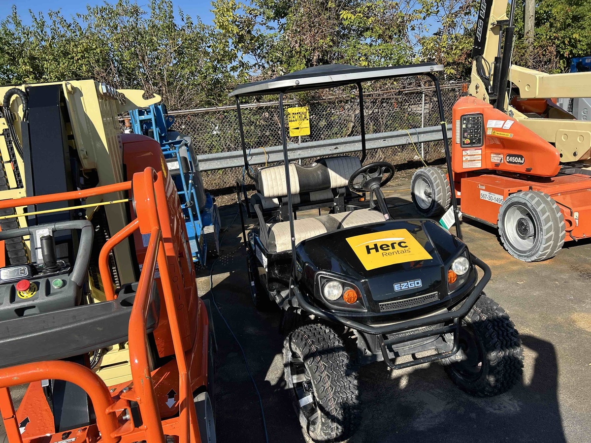 2019 Cushman EXPRESS S4-2