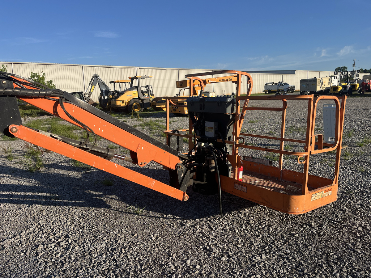 2018 JLG 660SJ-3