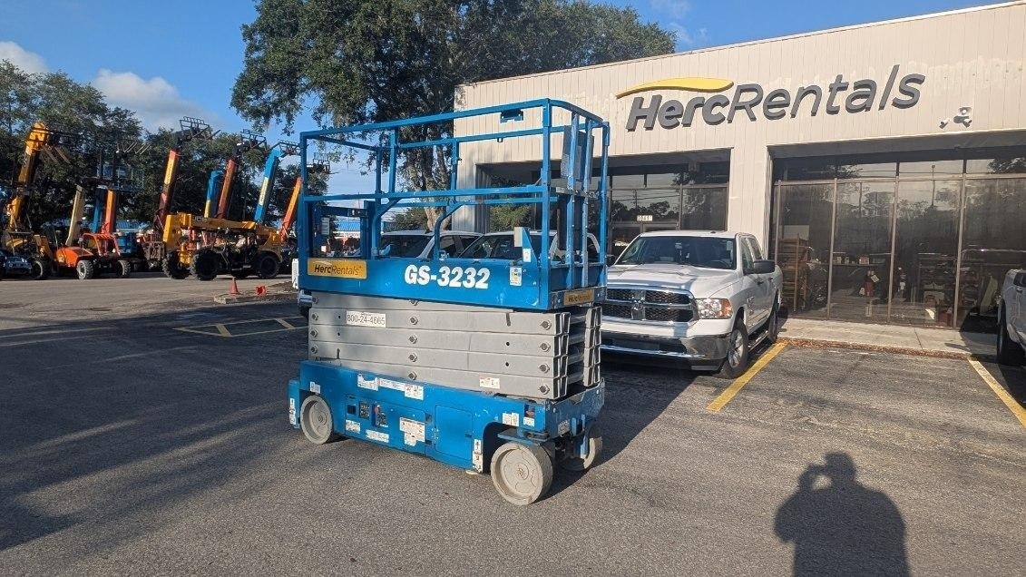 2019 Genie GS-3232-2