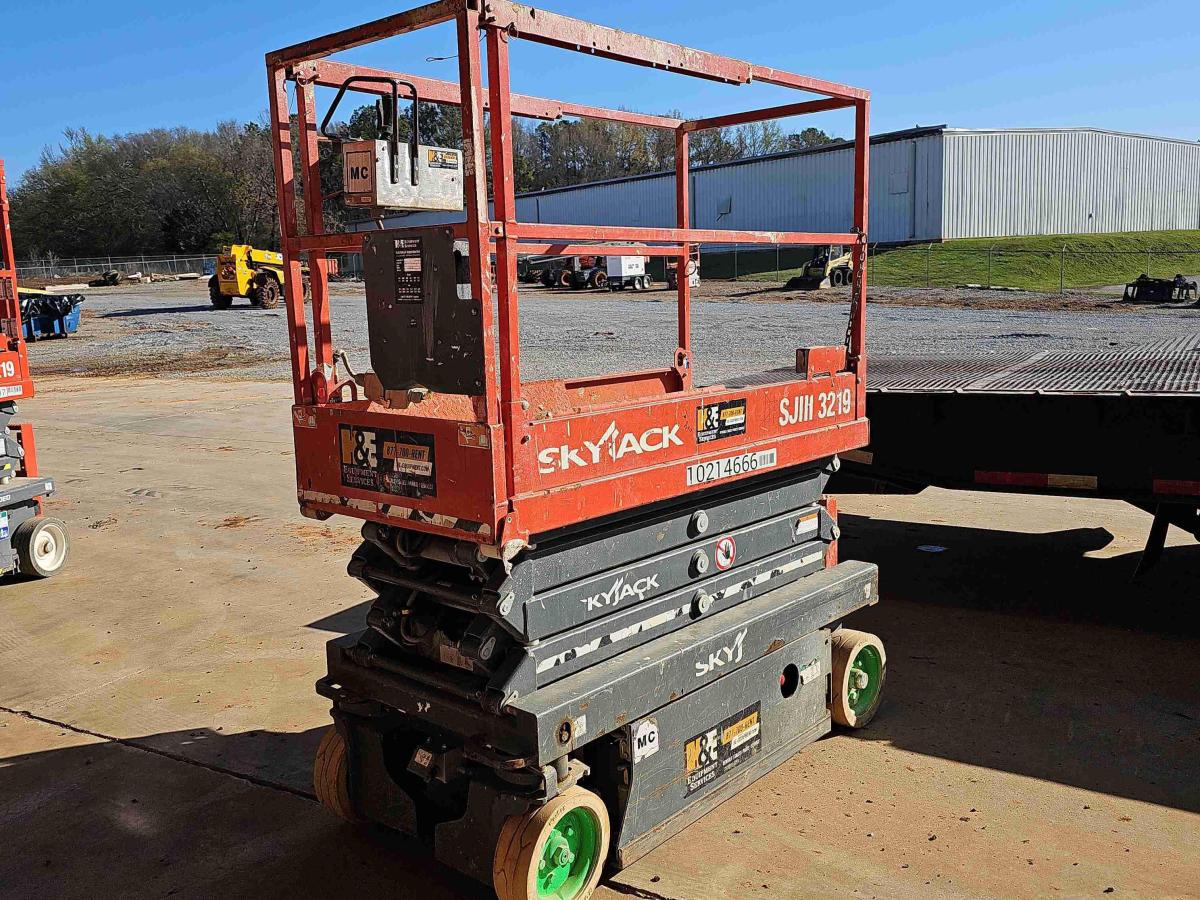2017 Skyjack SJ3219
