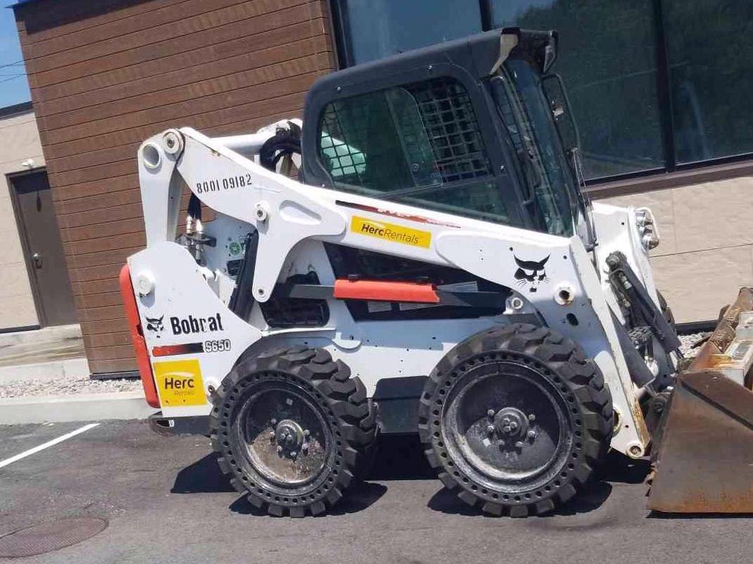 2016 Bobcat S650