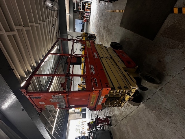 2017 JLG 2632ES-3