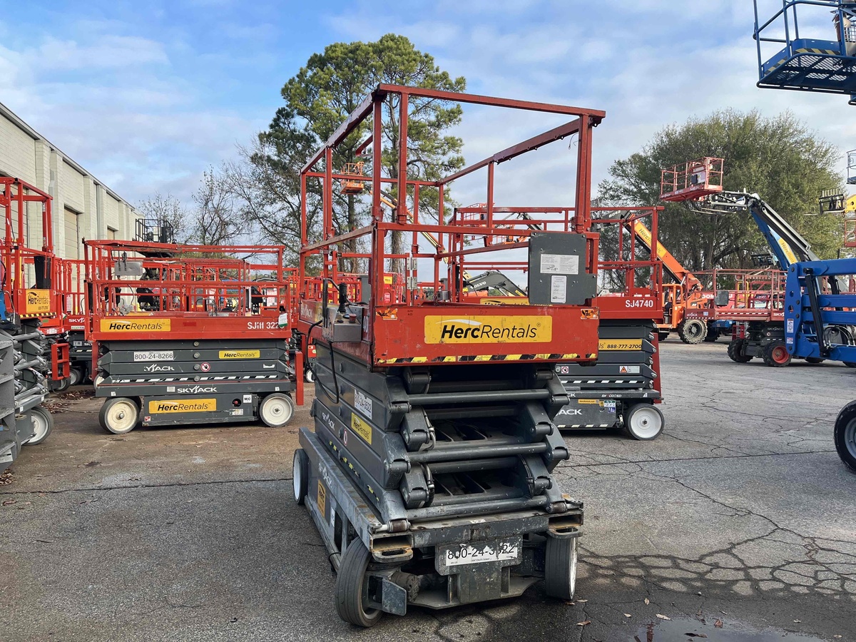 2019 Skyjack SJ4740-4