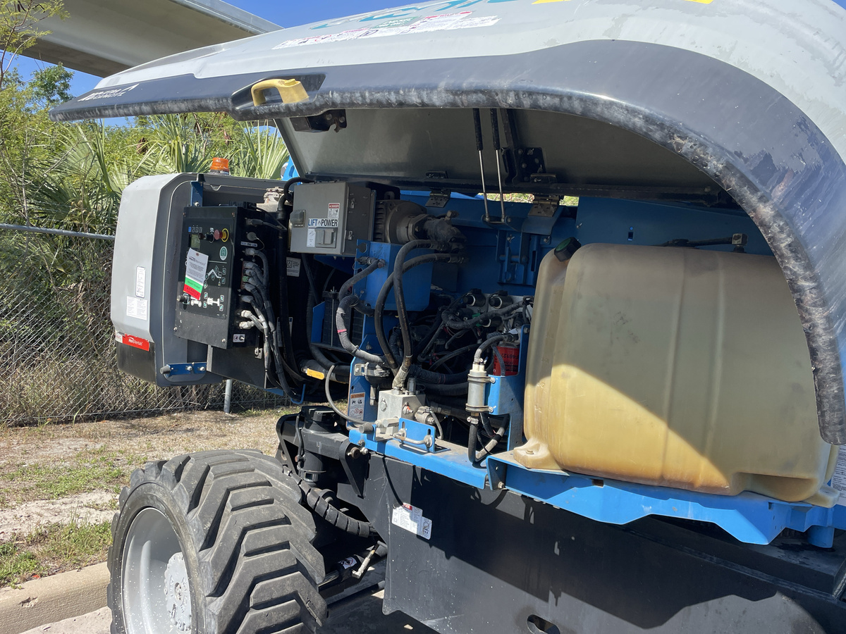 2019 Genie S-85XC-7