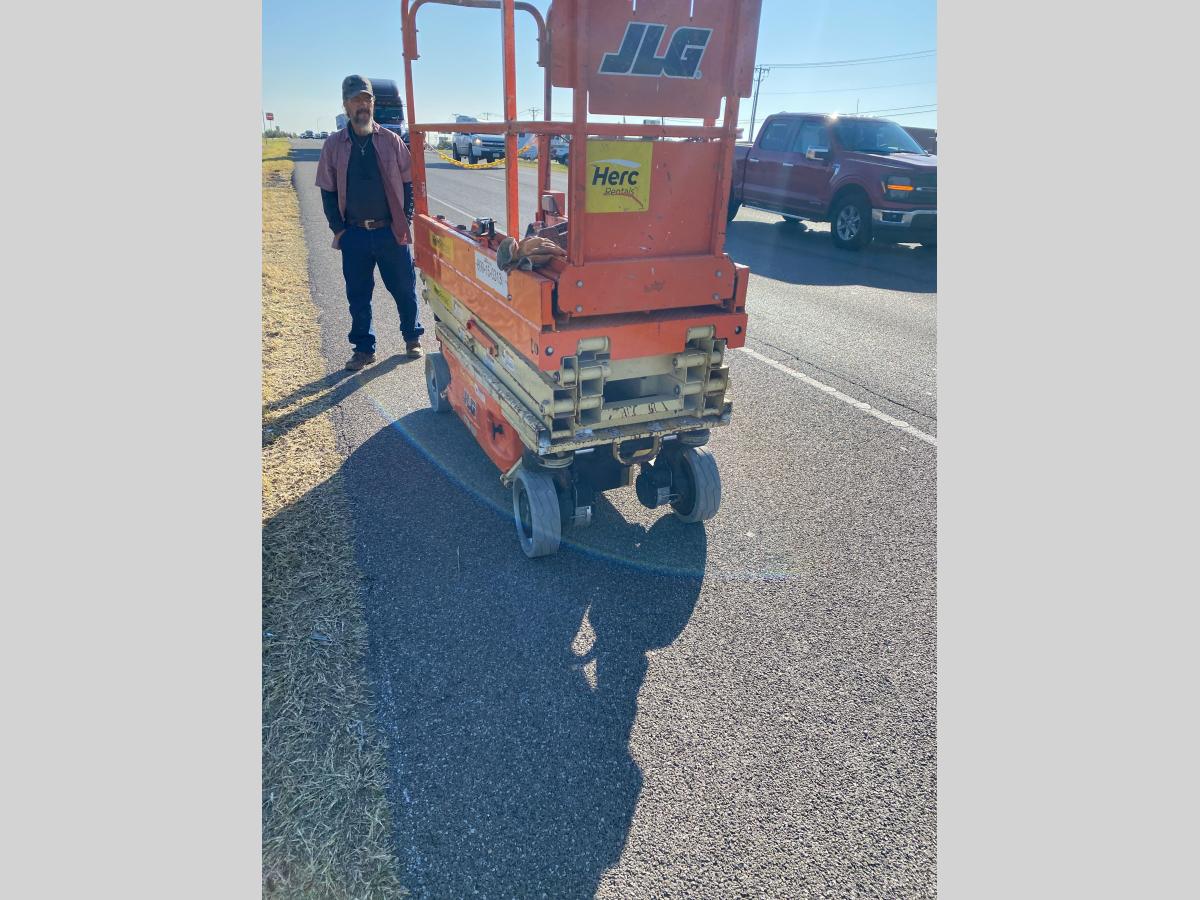 2017 JLG 1930ES