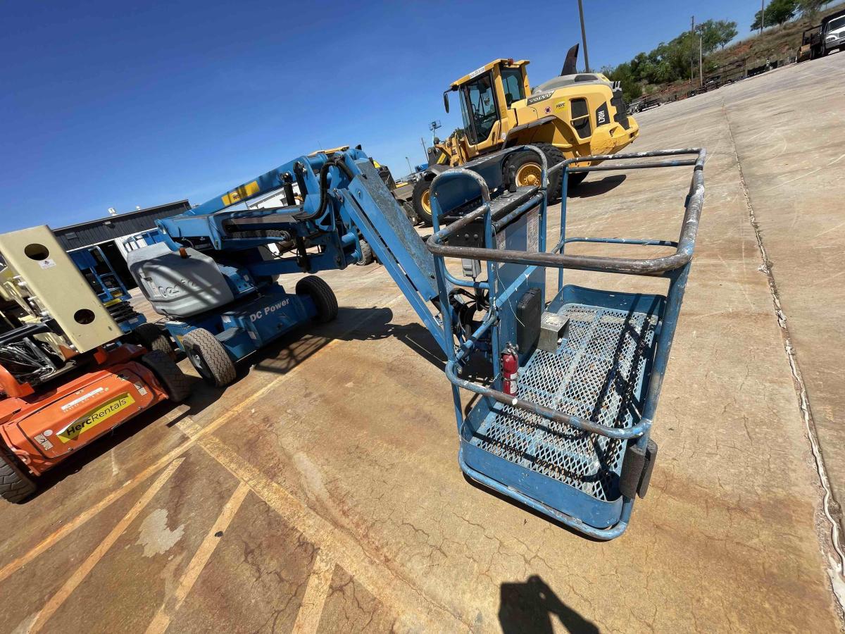 2016 Genie Z-45/25