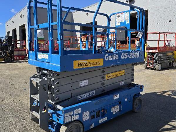 2017 Genie GS-3246