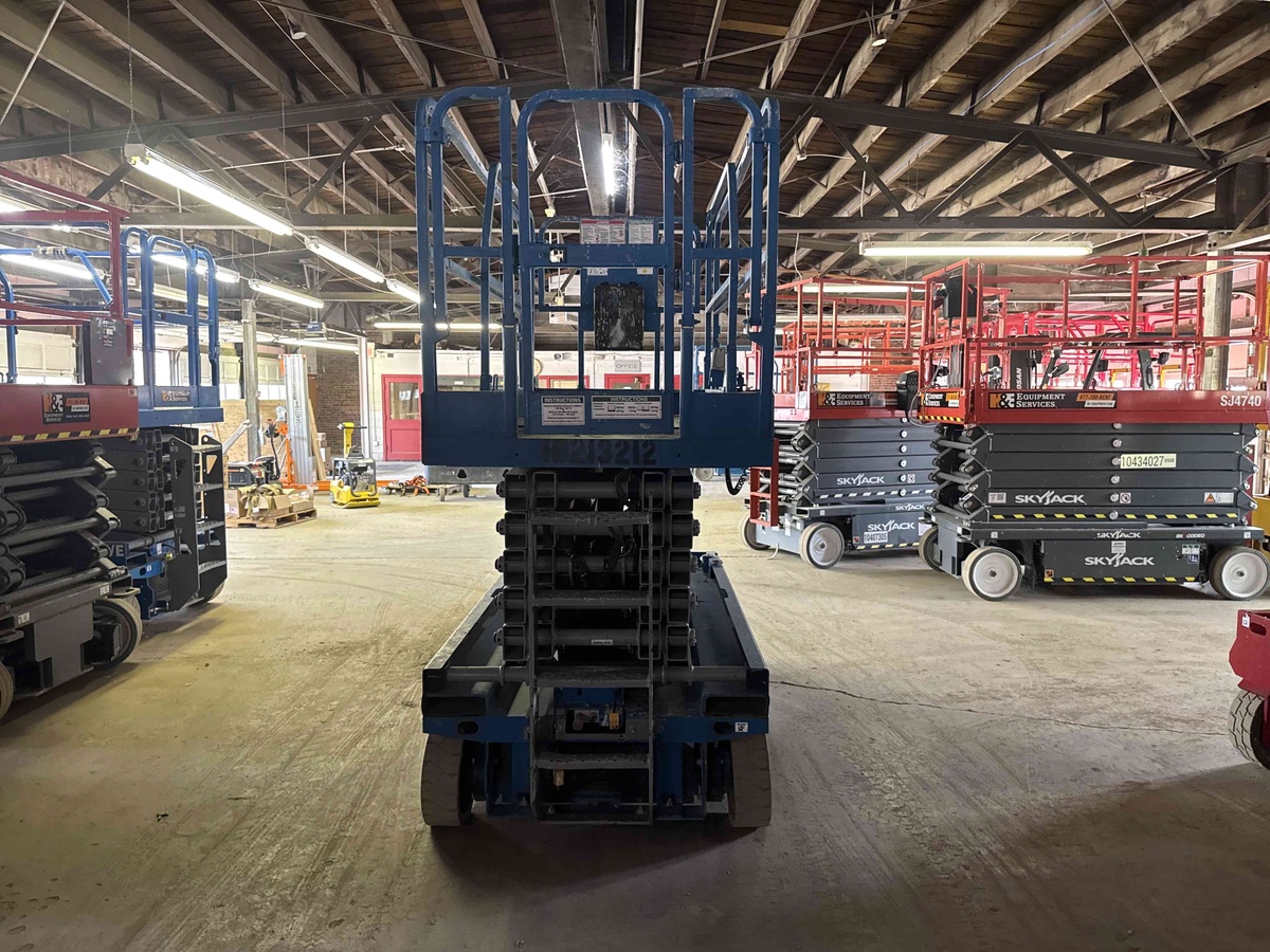 2017 Genie GS-4047-3