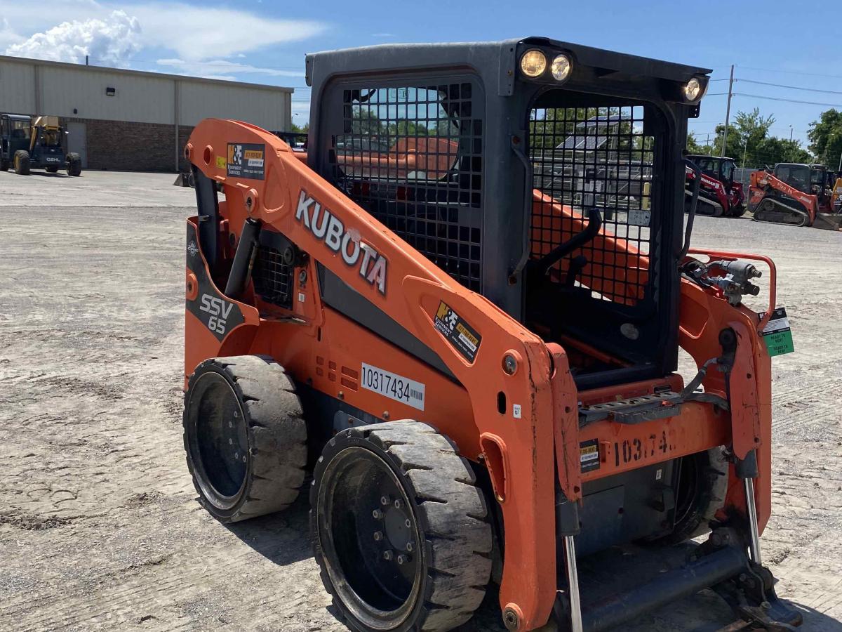 2020 Kubota SSV65-4