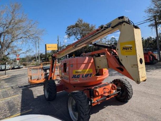 2018 JLG 600AJ