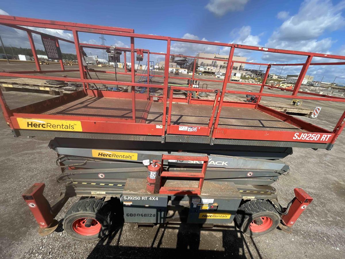2015 Skyjack SJ9250 RT-2