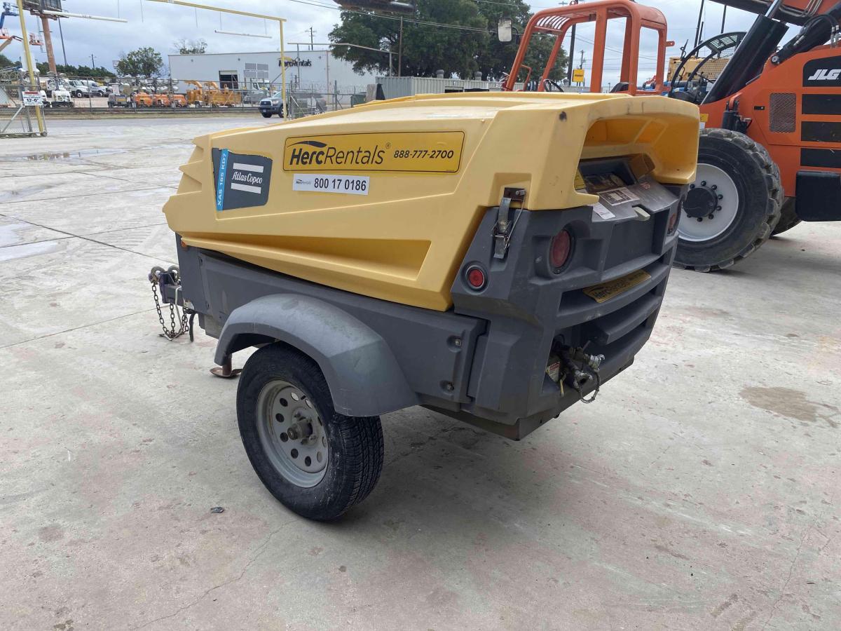 2017 Atlas Copco XAS 400