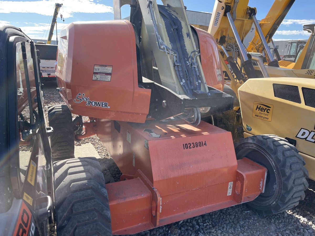 2018 JLG 660SJ-5