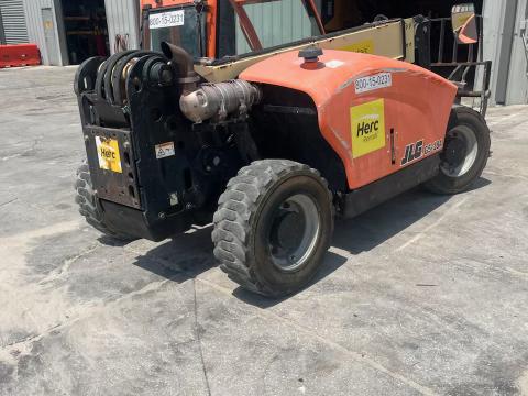 2017 JLG G5-18A