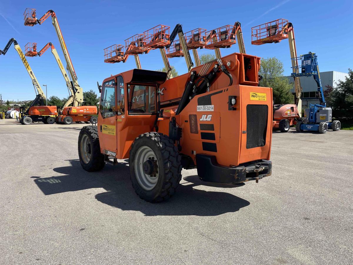 2018 SkyTrak 8042