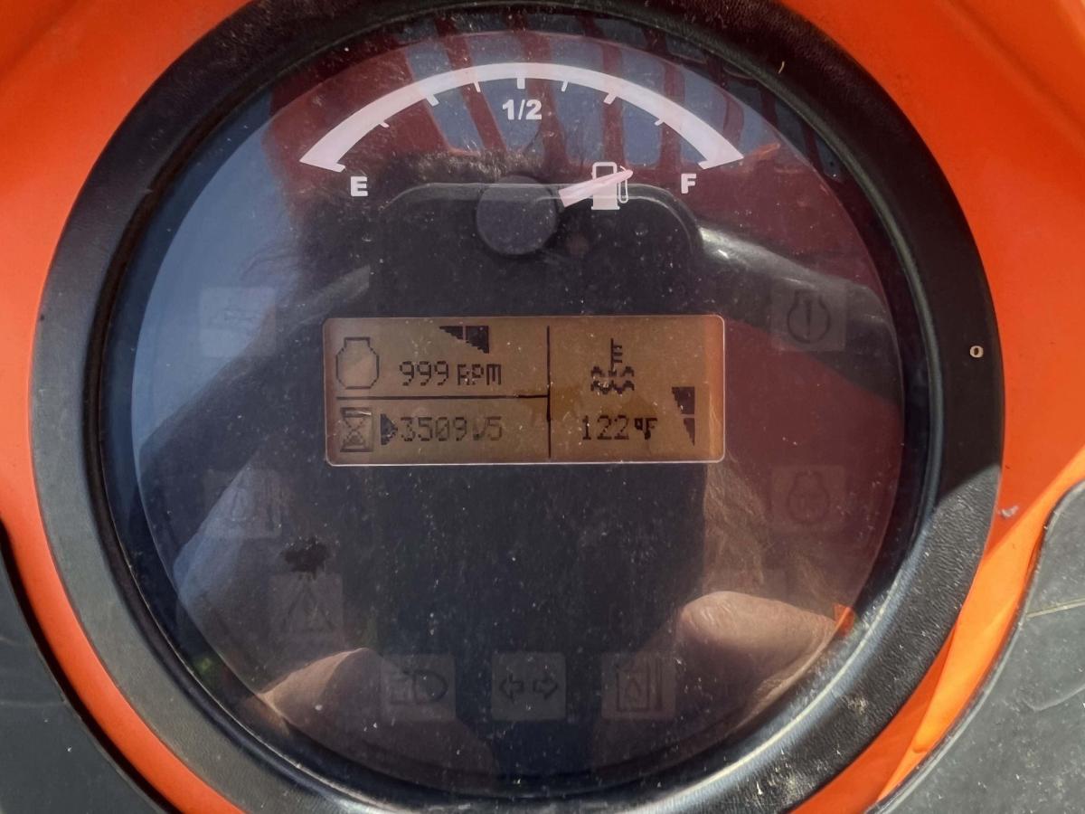 2018 SkyTrak 10054