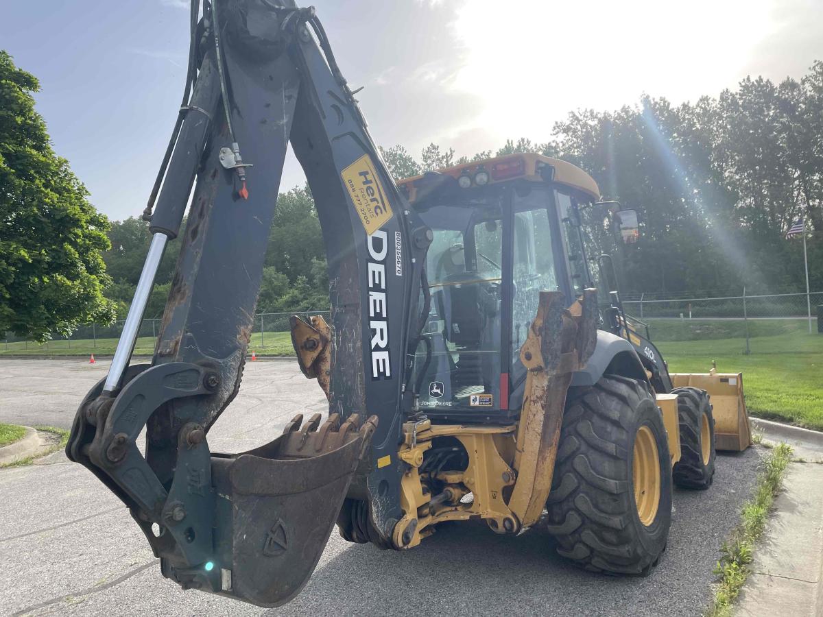 2018 John Deere 410L