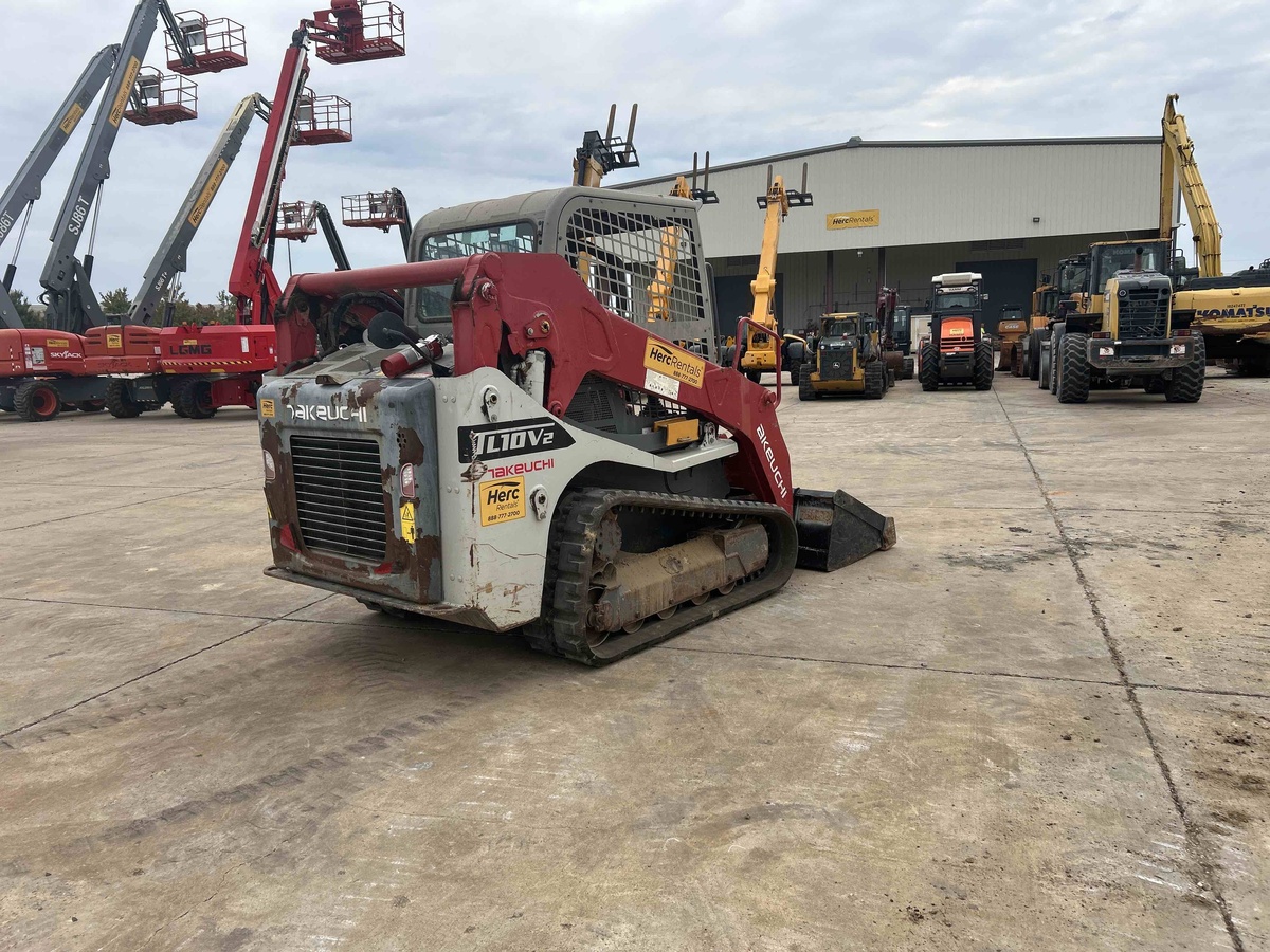2021 Takeuchi TL10V2-9