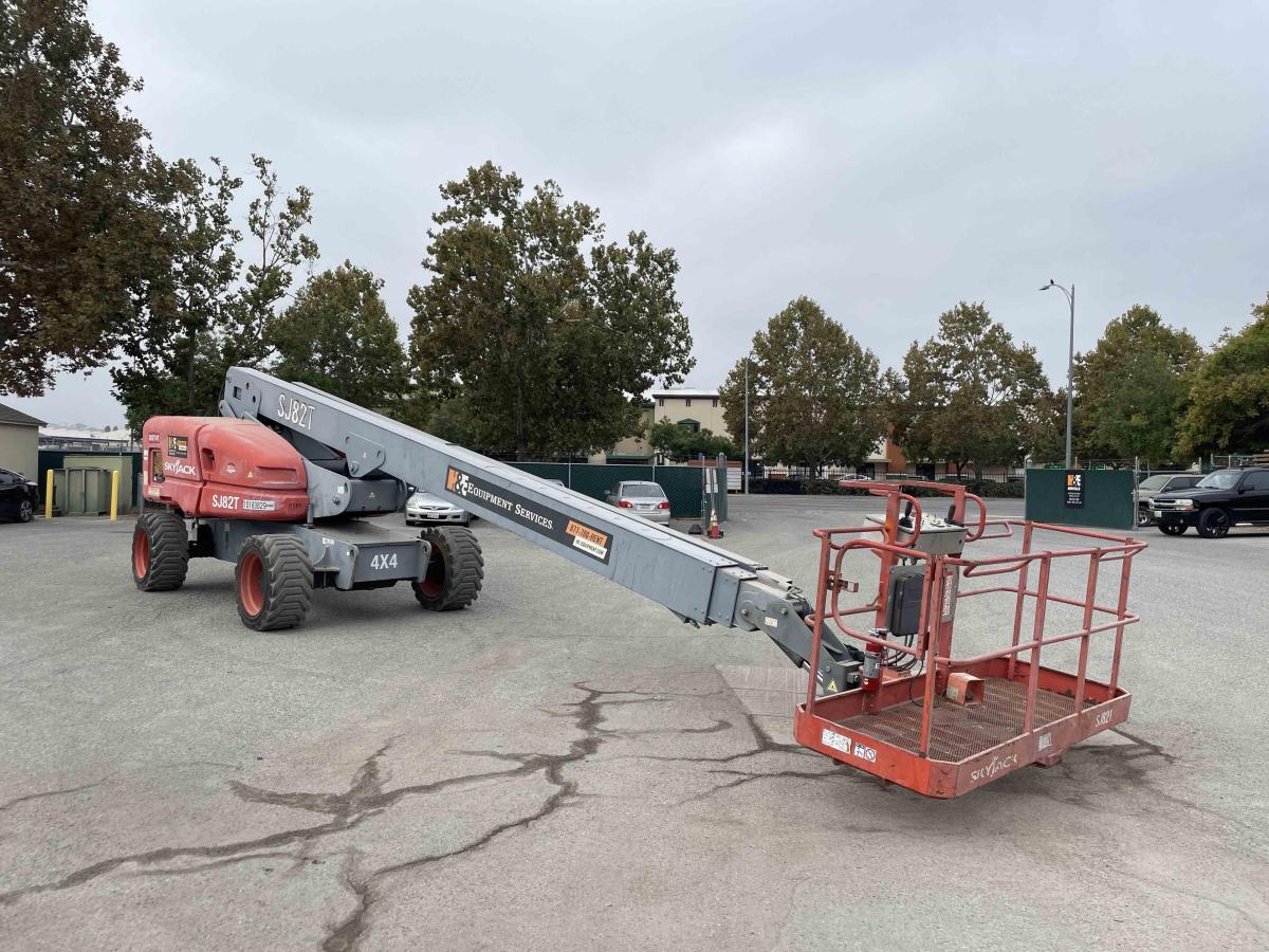 2015 Skyjack SJ82 T