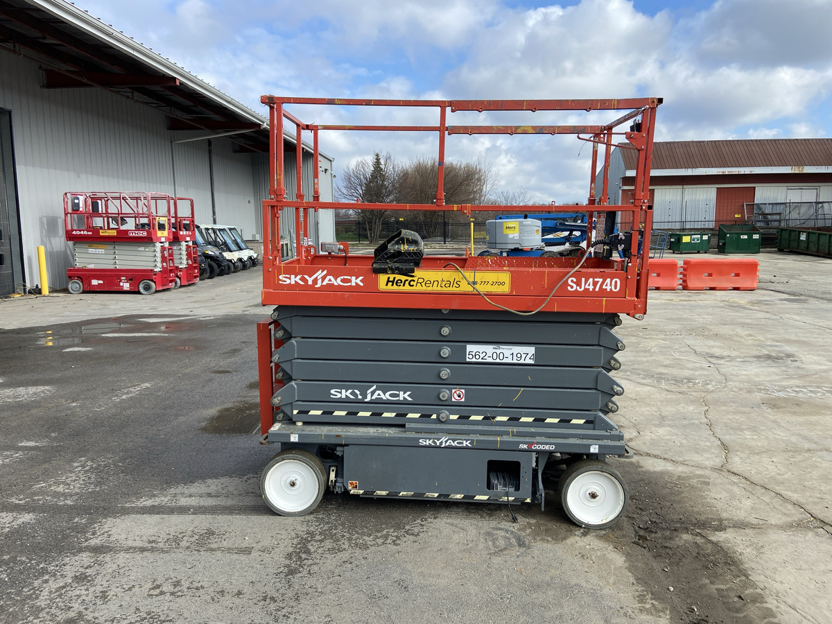 2020 Skyjack SJ4740