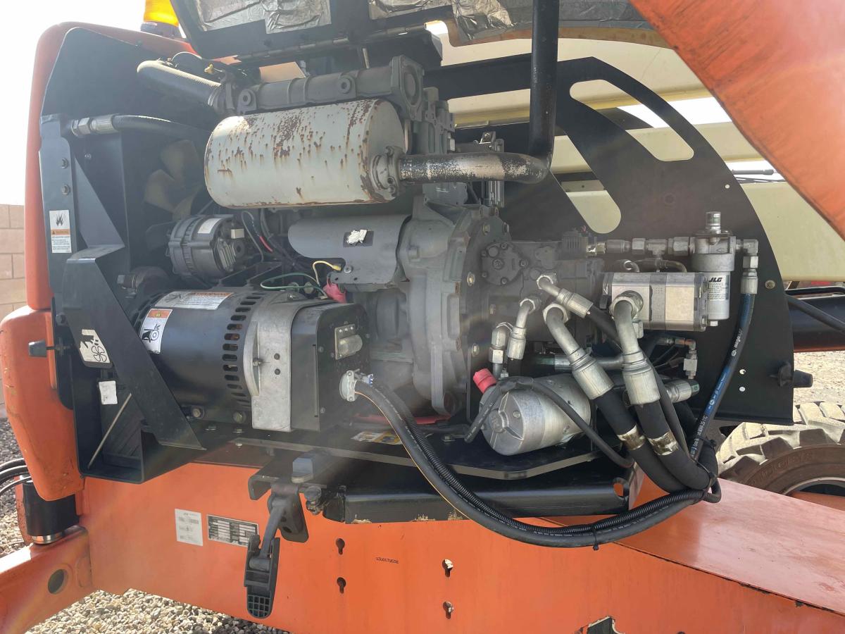 2013 JLG 450AJ-5