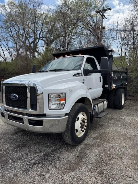 2016 Ford F750