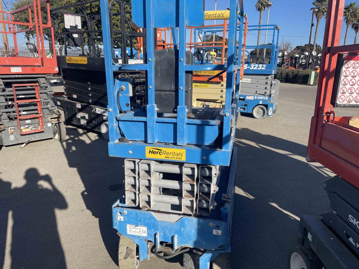 2018 Genie GS-1930-2