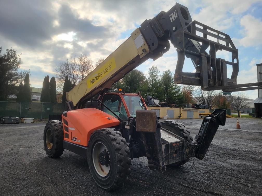 2018 JLG 1255