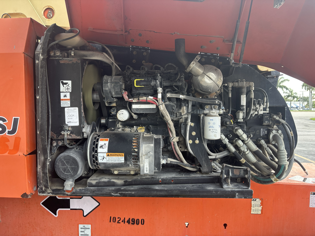 2018 JLG 860SJ-11