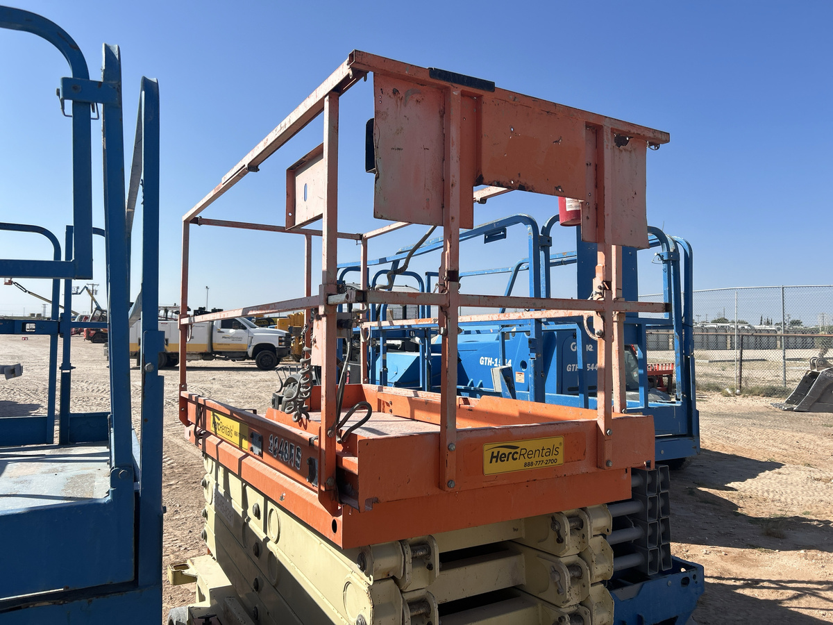 2015 JLG 3248RS