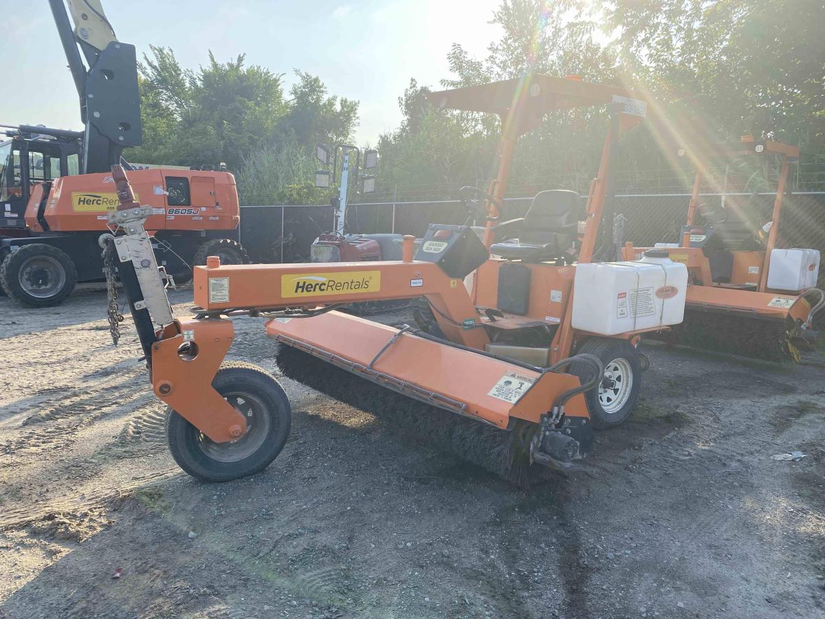 2021 LayMor SM300-3