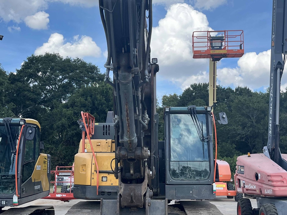 2020 Volvo ECR235EL-2