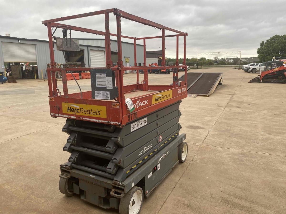 2018 Skyjack SJ4740