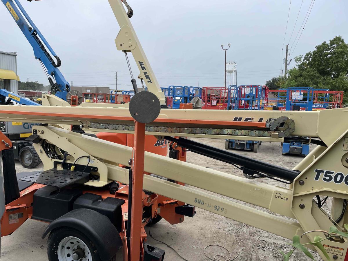 2016 JLG T500J