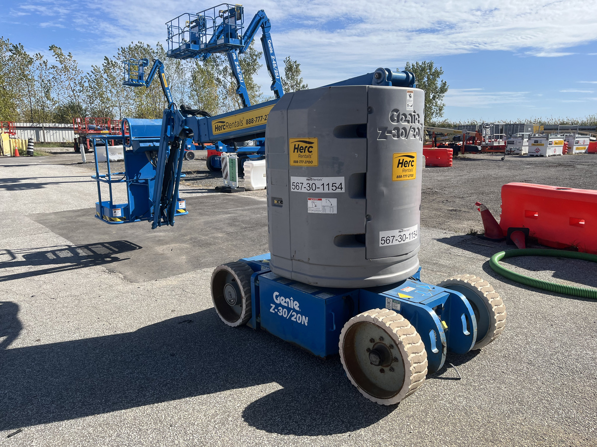 2013 Genie Z-30/20N RJ-6