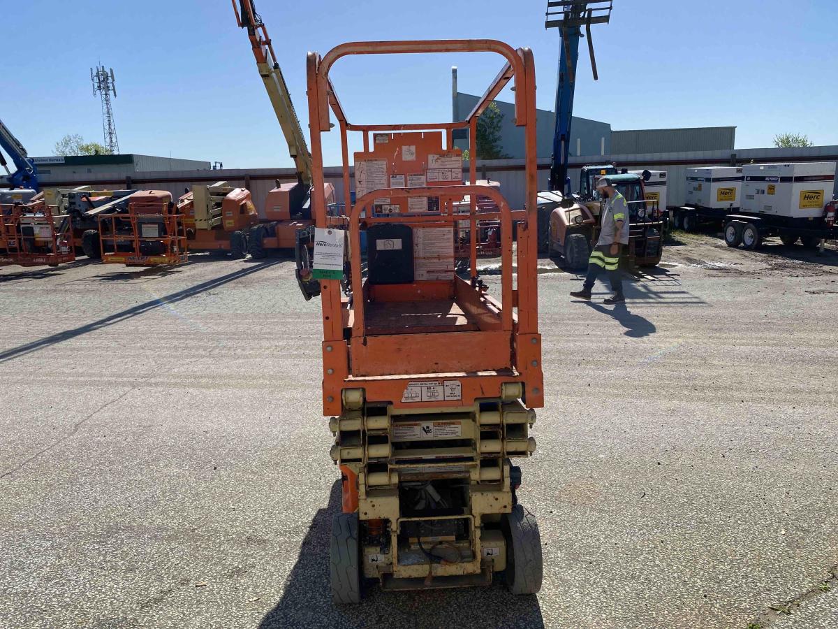 2017 JLG 1930ES-3