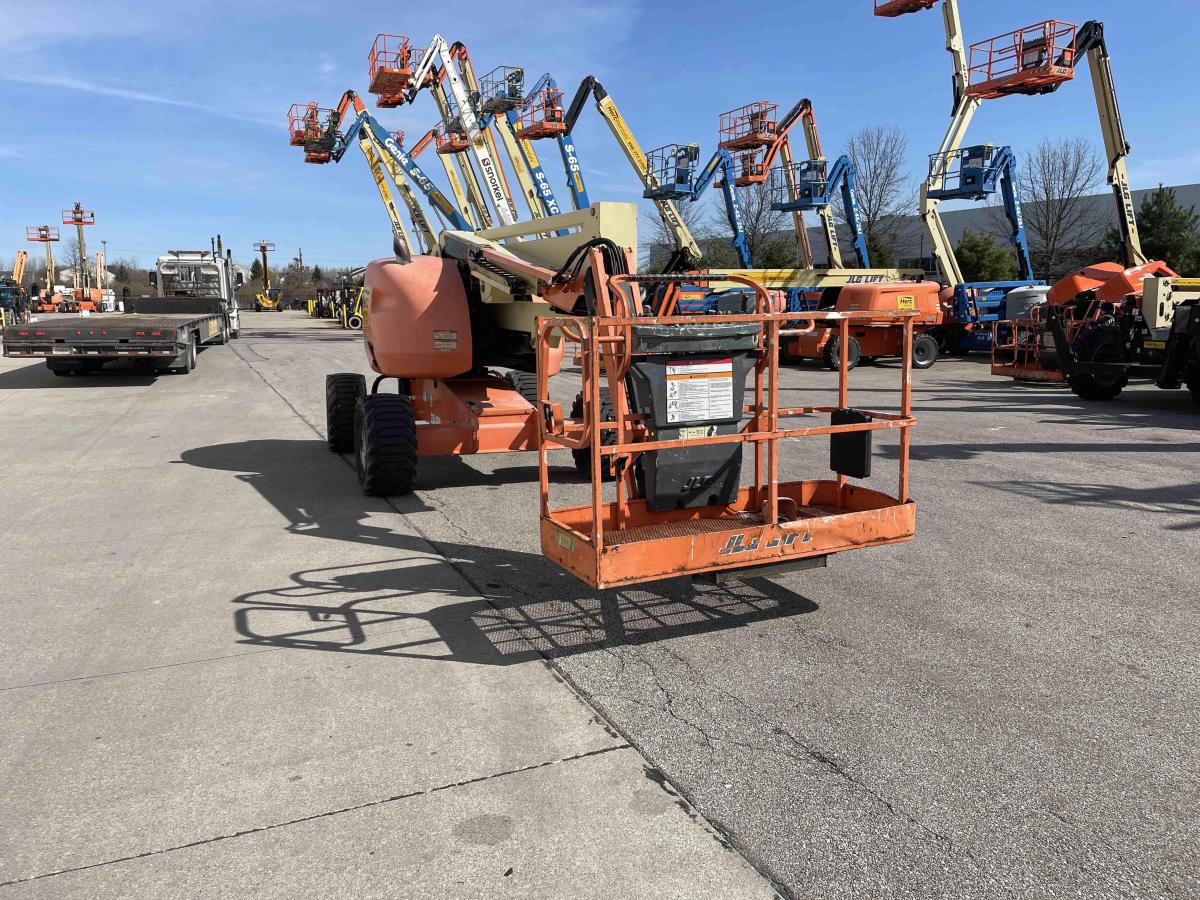 2015 JLG 450AJ
