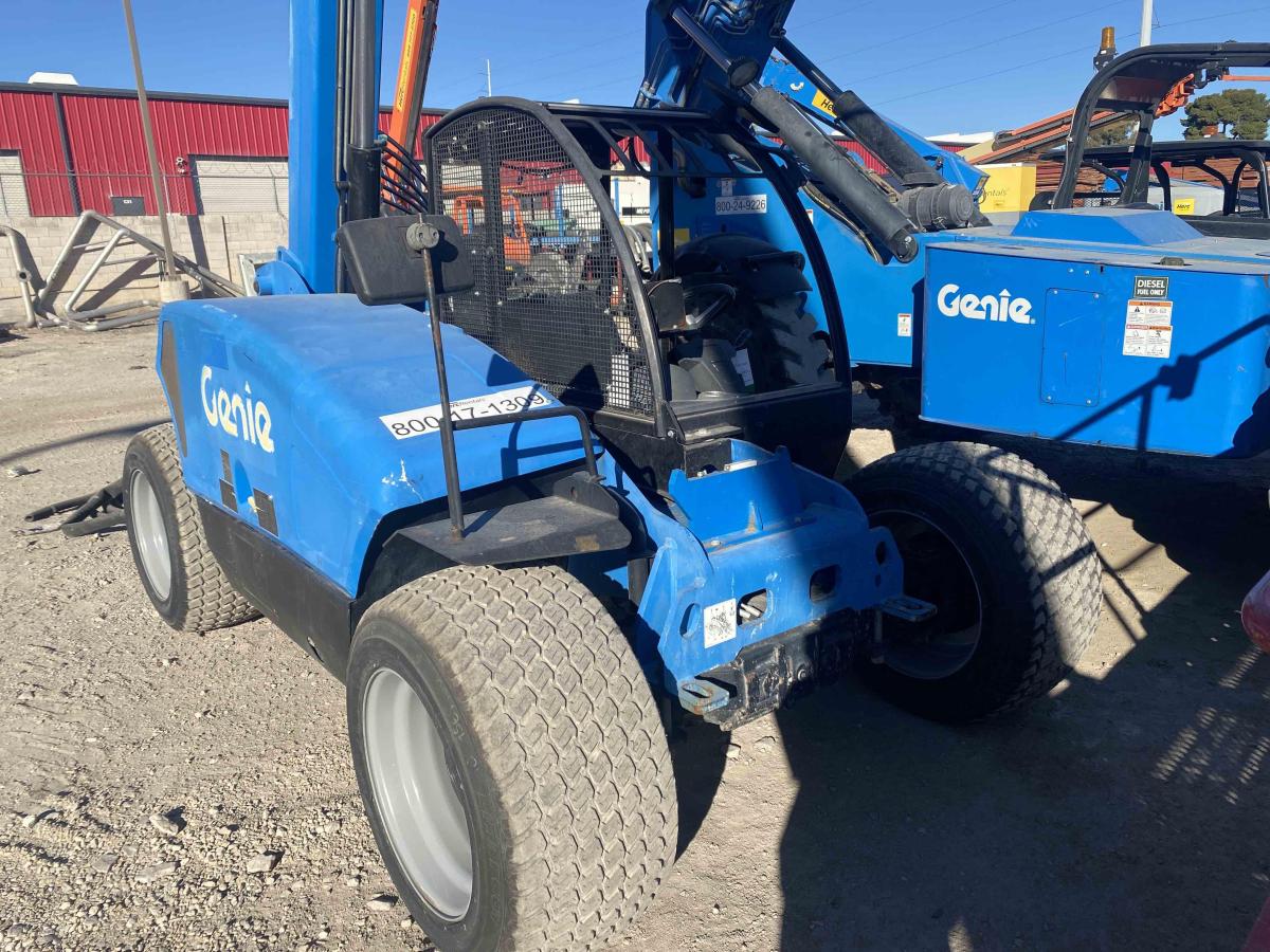 2017 Genie GTH-5519