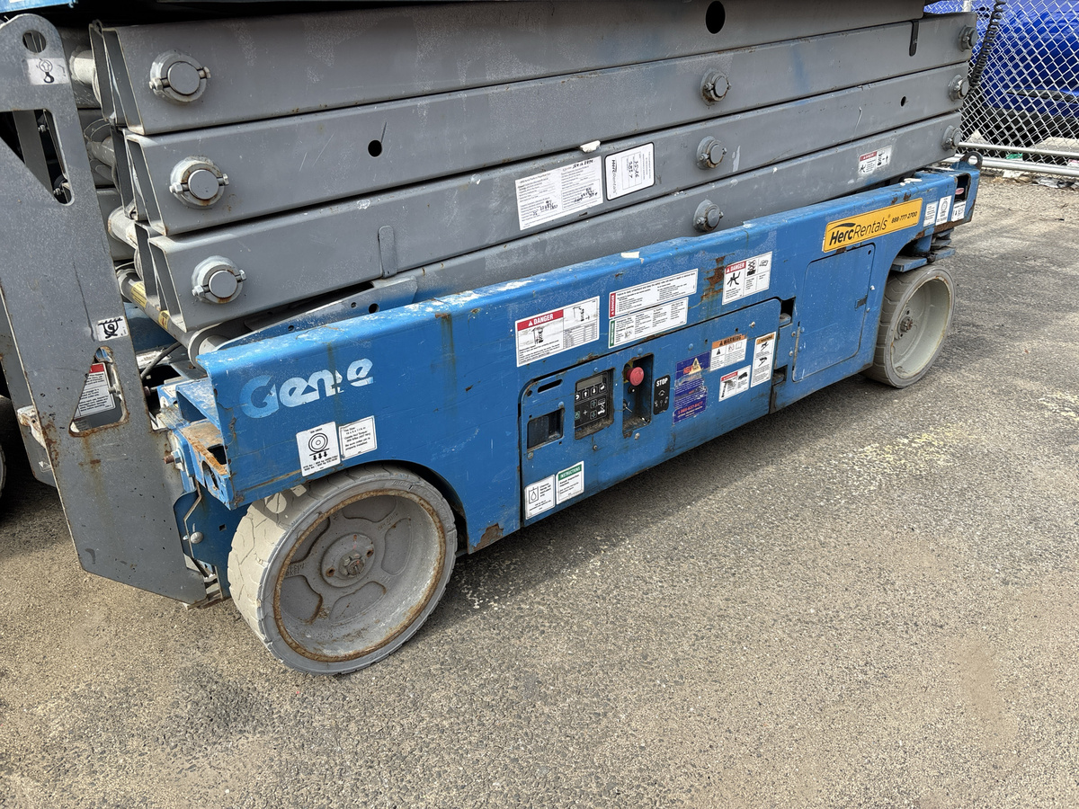 2016 Genie GS-2632-4