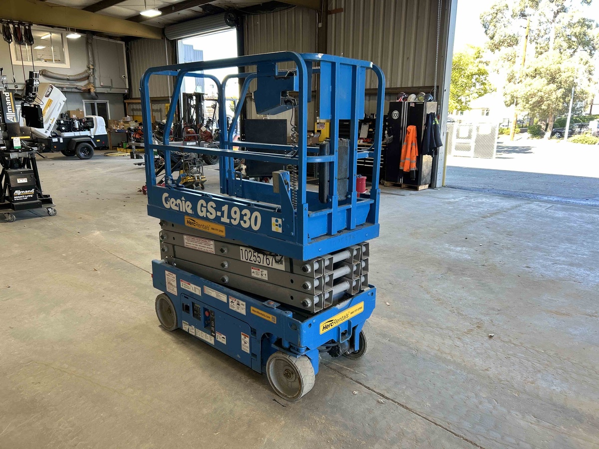 2018 Genie GS-1930-4