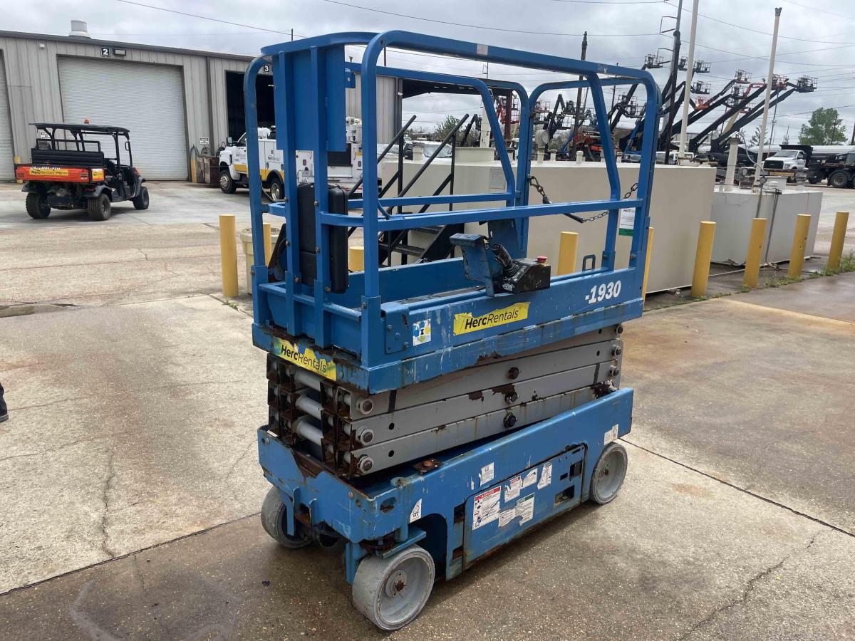 2018 Genie GS-1930