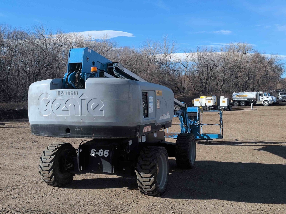 2018 Genie S-65-4