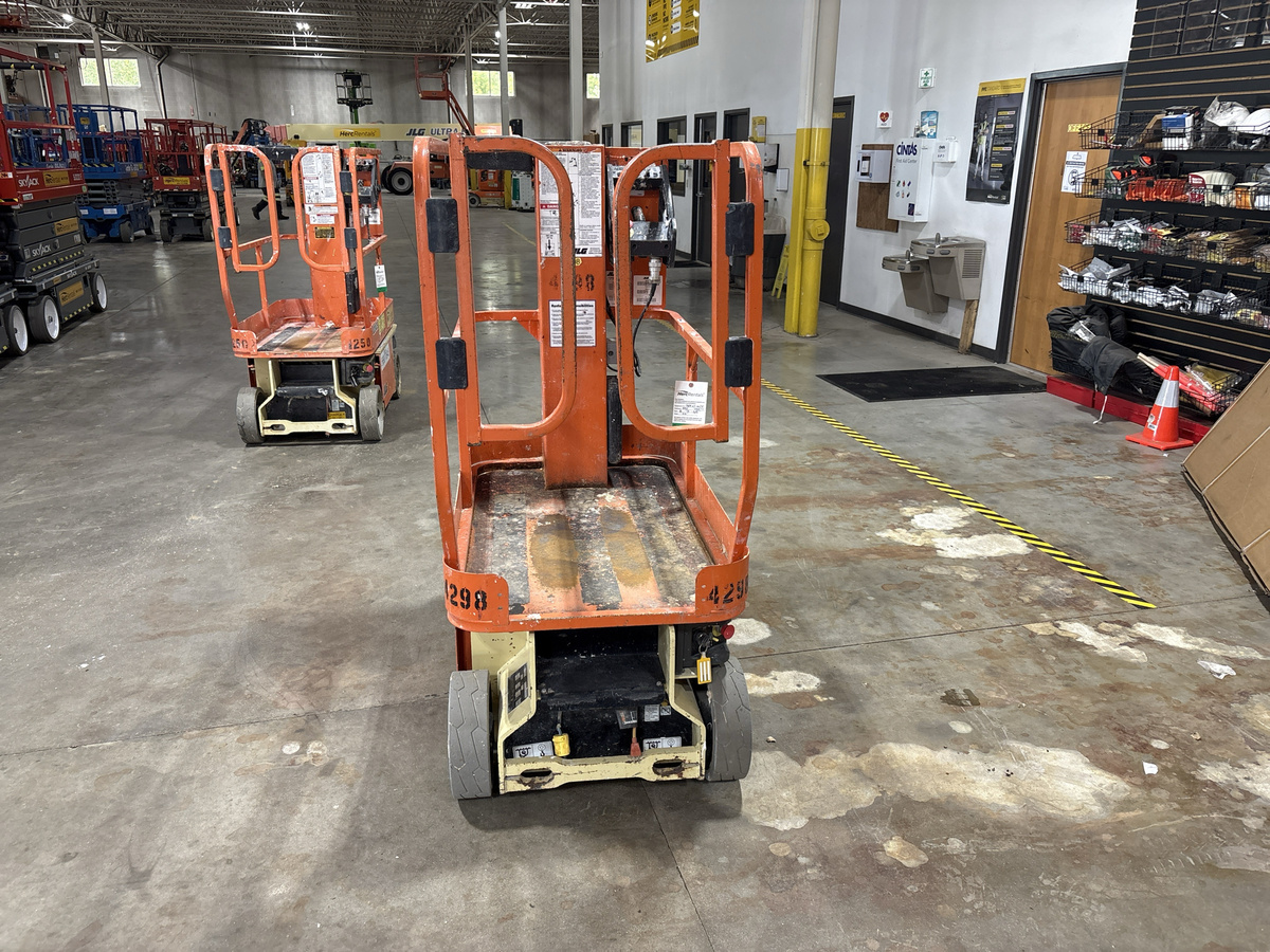 2014 JLG 1230ES-2