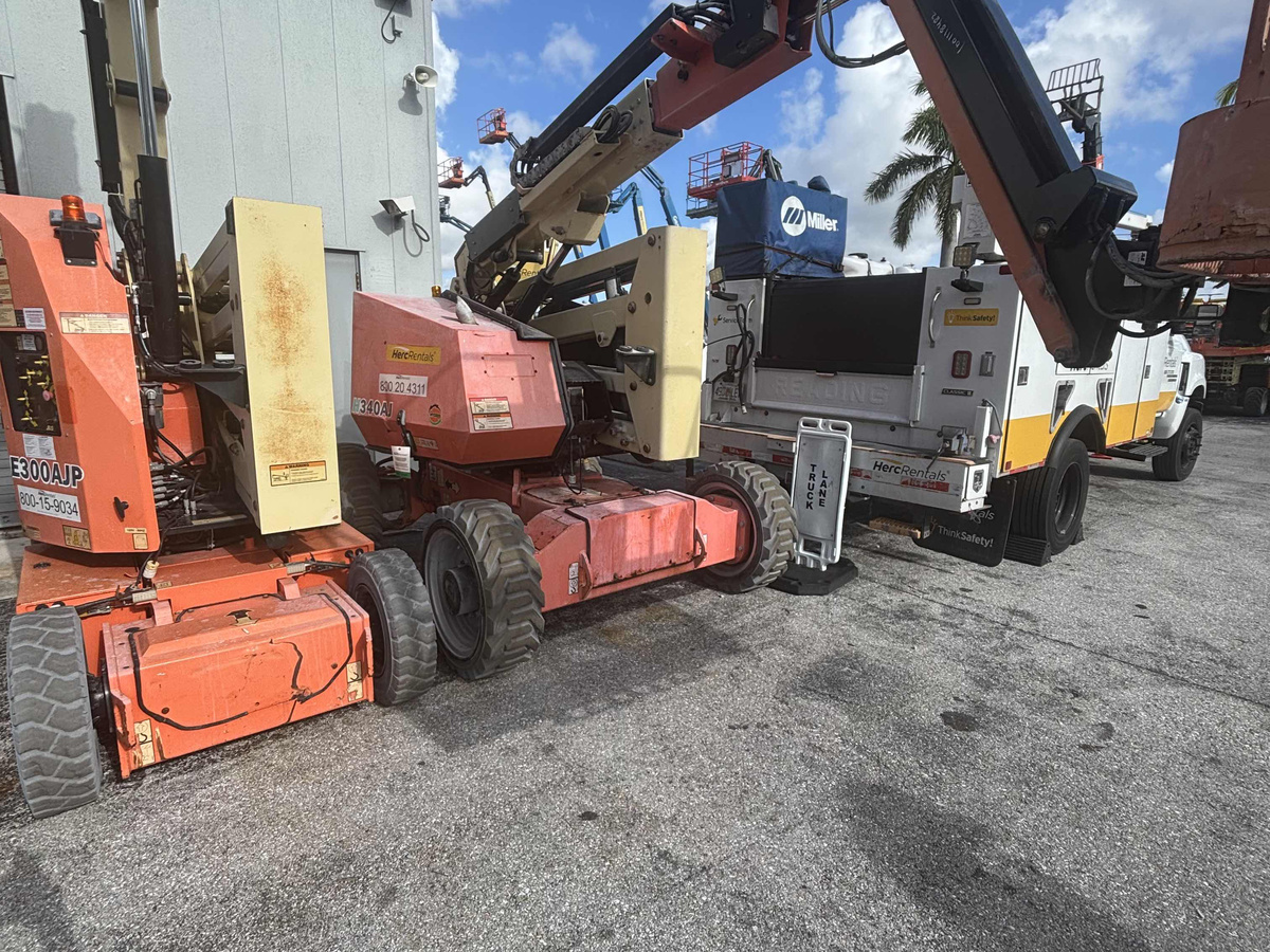 2018 JLG H340AJ-4