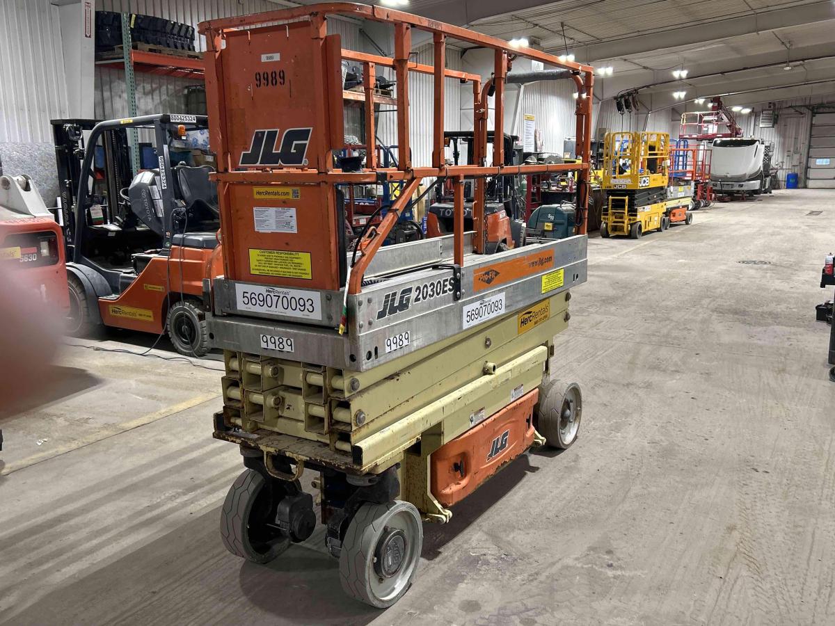 2005 JLG 2030ES